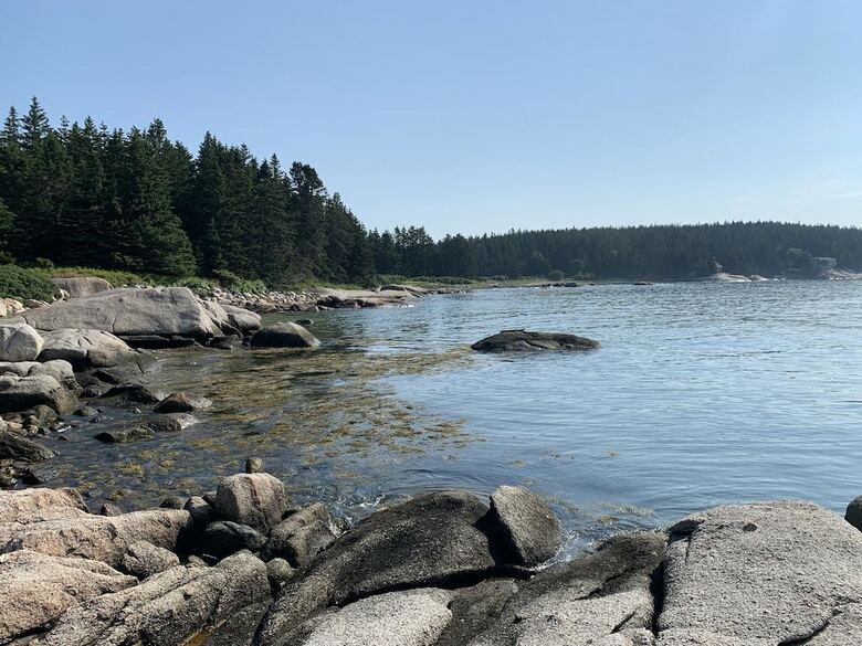 Geary House At Fifield Point - Three Bedroom Home