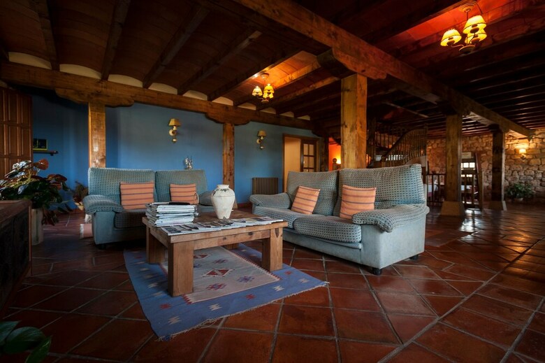 Agroturismo Casa Peluaga