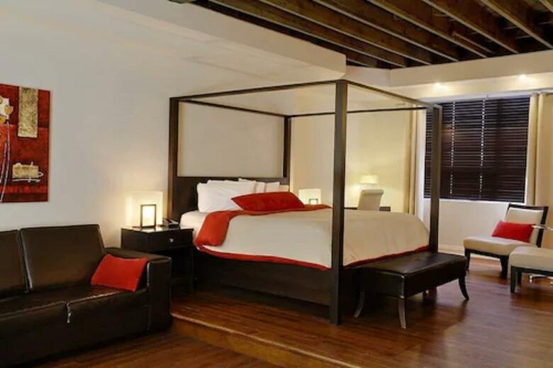 Hotel Sterling Inn & Spa