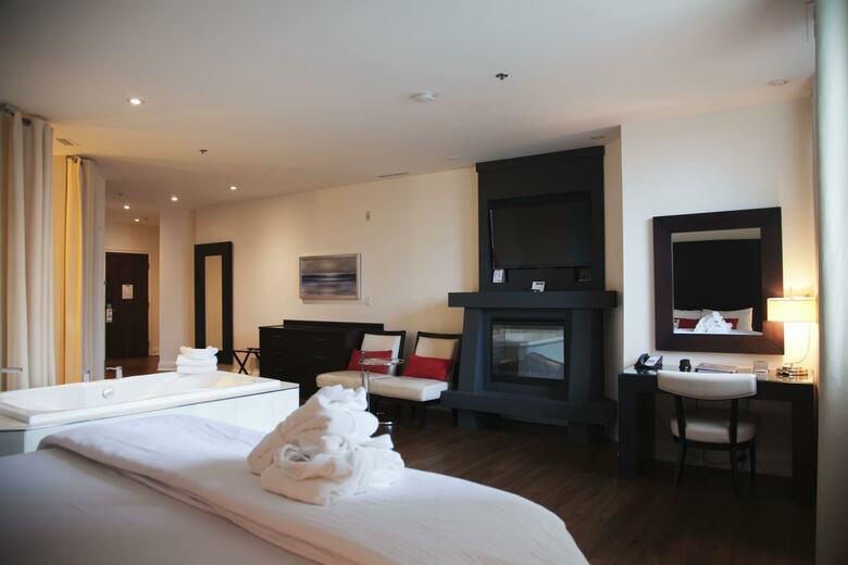 Hotel Sterling Inn & Spa