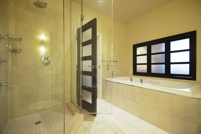 Hotel Sterling Inn & Spa
