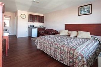 Hotel Niagara Lodge & Suites