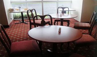 Hotel Niagara Lodge & Suites