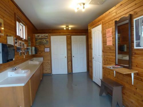 Lodge Cottonwood Bay Resort