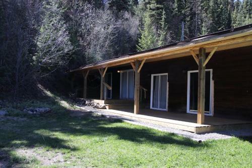 Lodge Lac Des Roches Resort