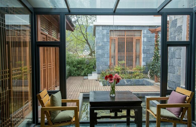 Posada Yunzhong Baisha Lijiang Inn