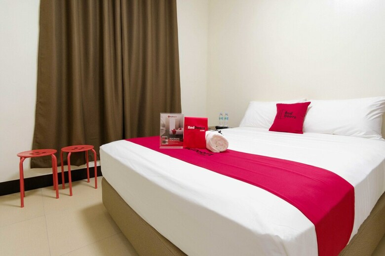 Hotel Reddoorz Plus @ Edsa Congressional