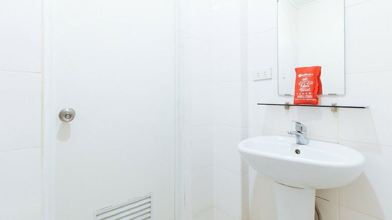Hotel Reddoorz Near Pasay Taft