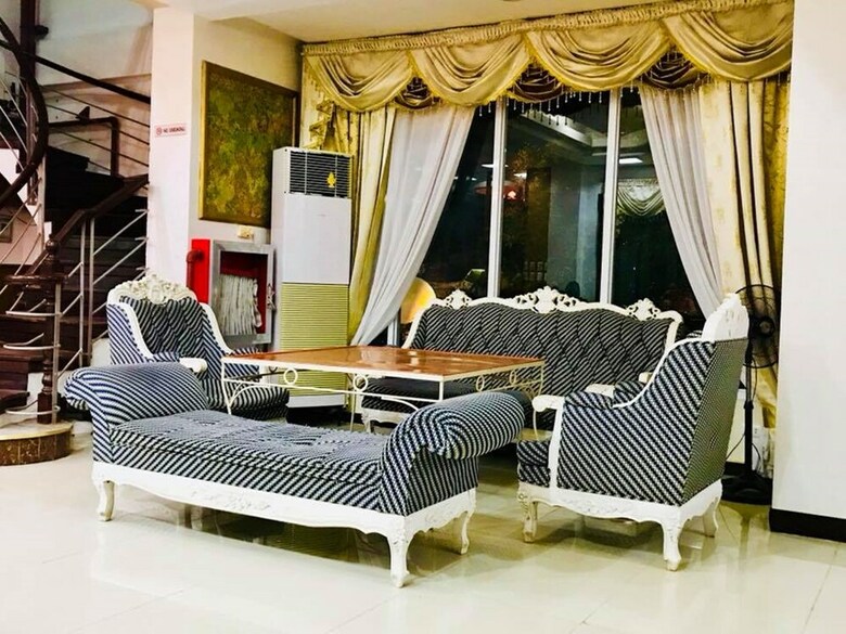 Hotel Regal Plaza Resort