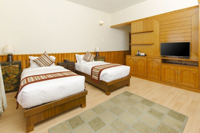 Hotel Mukhum International
