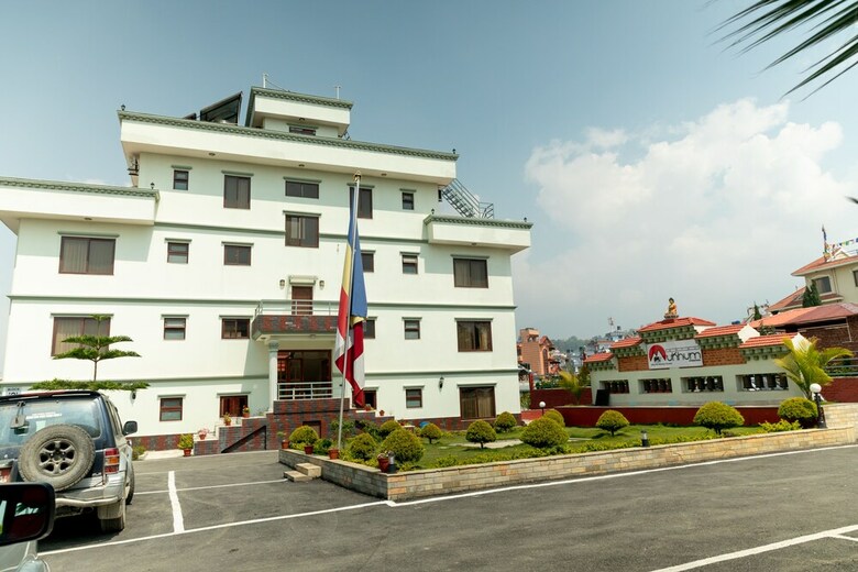 Hotel Mukhum International