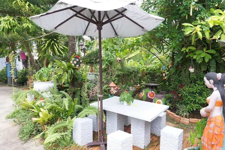 Hotel Garden Homestay Suratthani