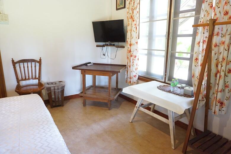 Hotel Donsak Orchid Resort