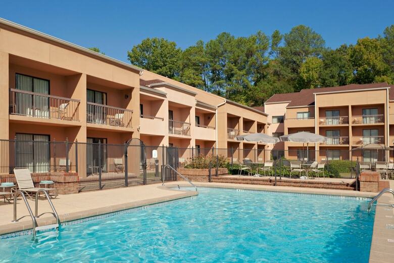 Hotel Courtyard By Marriott Birmingham Homewood