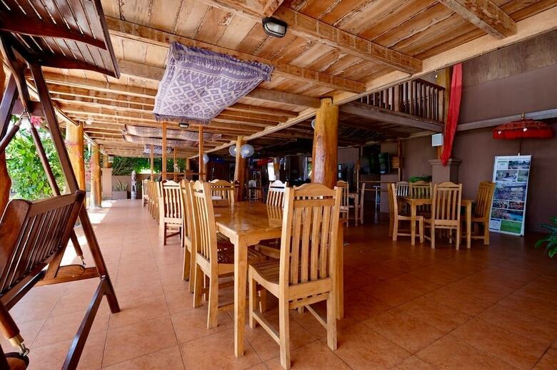 Bed & Breakfast Mario Hotel And Cafe