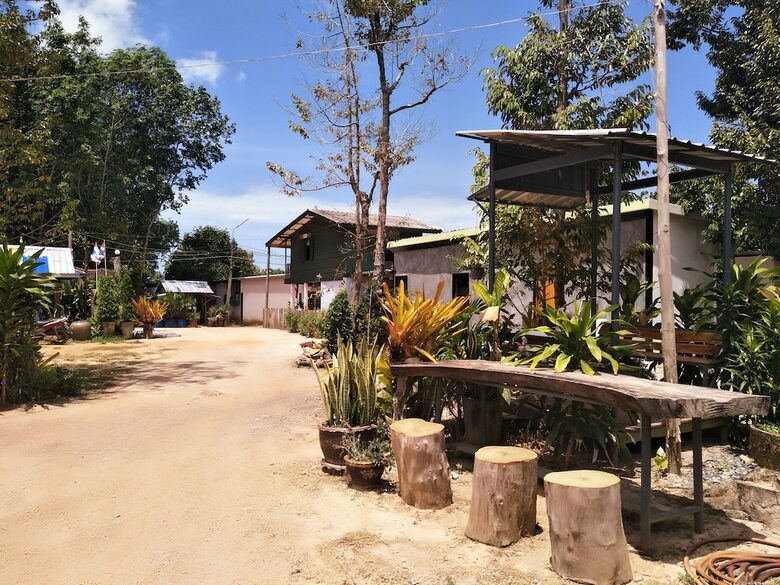 Hotel Baan Suan Siri Resort
