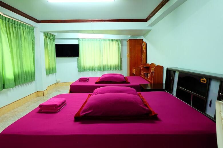 Hotel Chotiphan Apartment
