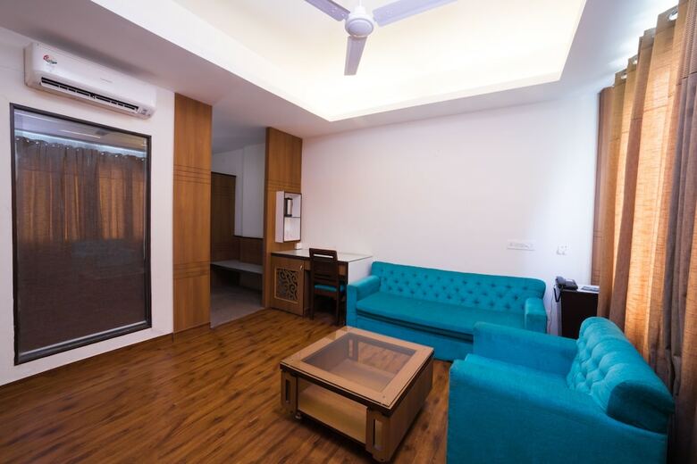 Hotel Classic Residency