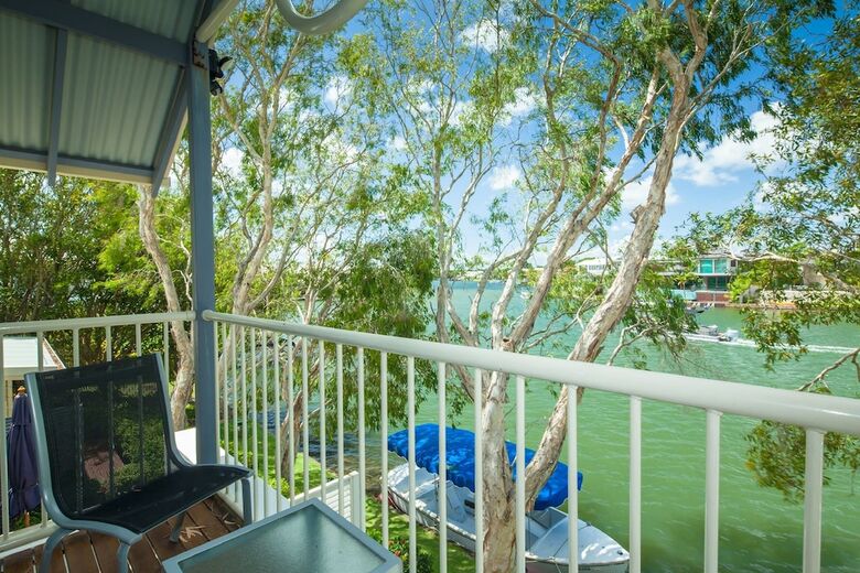Noosa Entrance Waterfront Resort