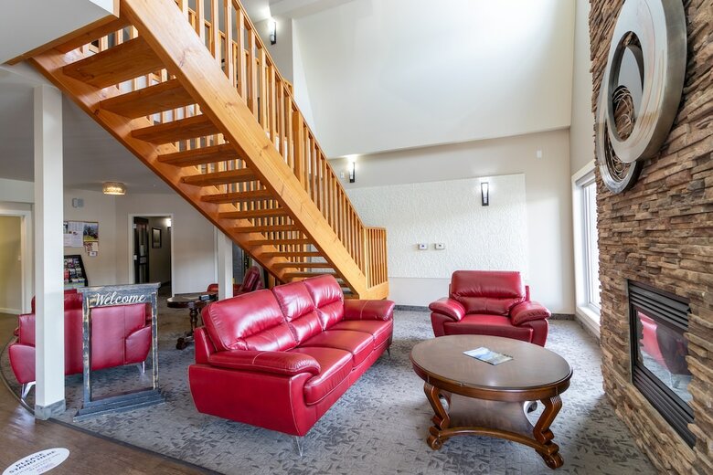 Hotel The Kanata By Bcminns Blairmore