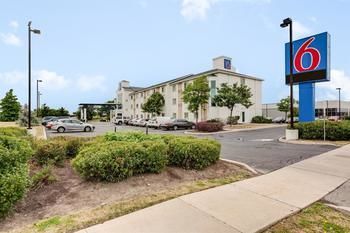 Motel 6 - Toronto - Brampton
