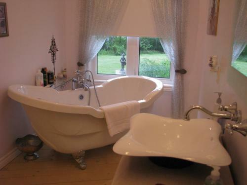 English Country Garden Bed And Breakfast Inn