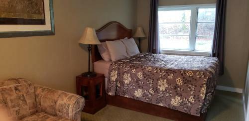 Malahat Bungalows Motel