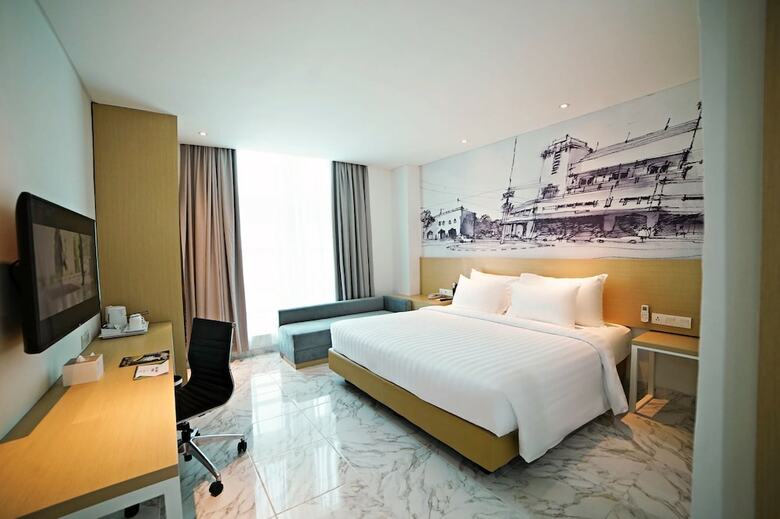 Palm Park Hotel Surabaya