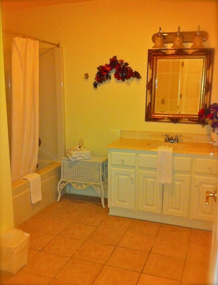 Bed & Breakfast The Abb� House Inn