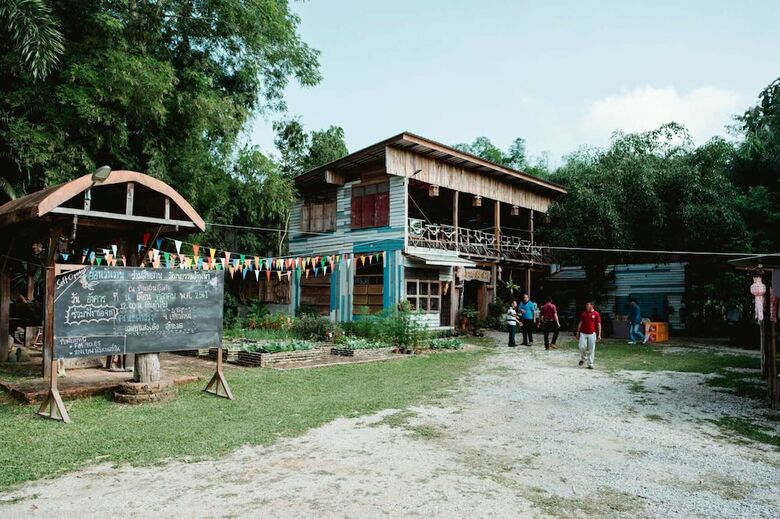 Hotel Baan Suan Auy Kham