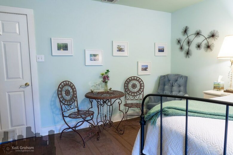 Bed & Breakfast Equinox Inn At Biscuit Hill