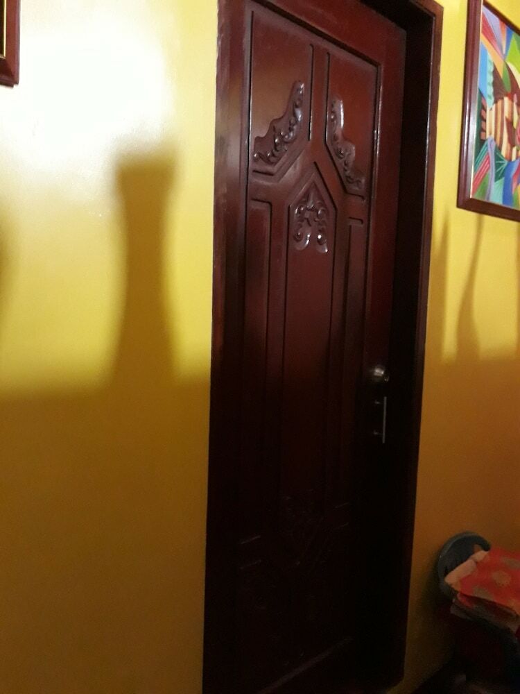 Hotel Jack & Claud Bed & Breakfast Guest House