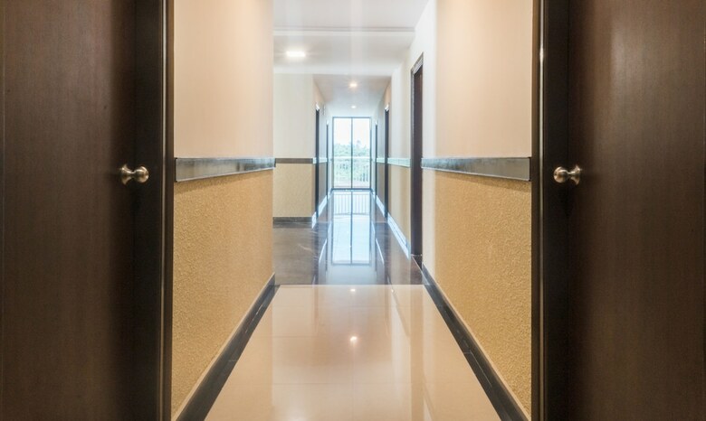 Hotel Treebo Raj Avenue