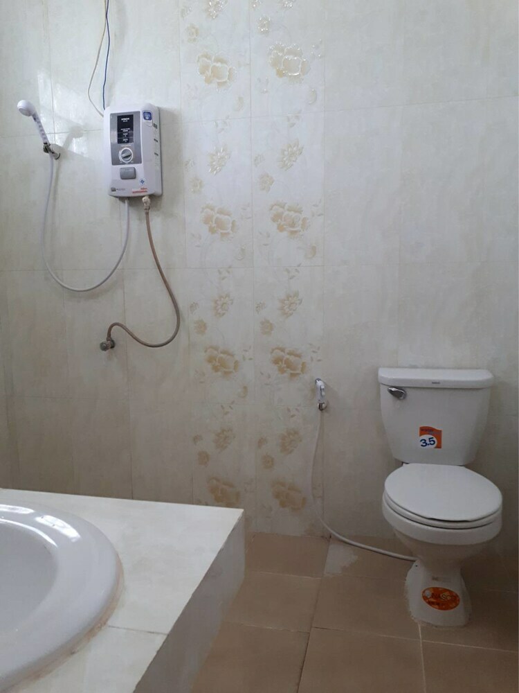Hotel Karuna Resort