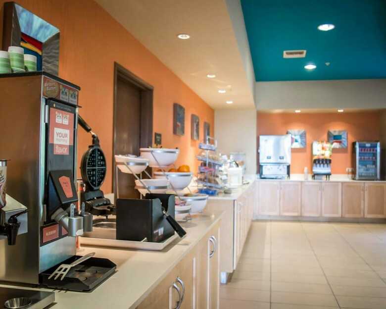 Hotel Comfort Suites At Fairgrounds-casino