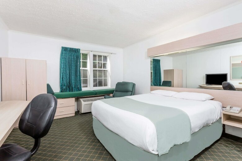 Hotel Microtel Inn By Wyndham Athens