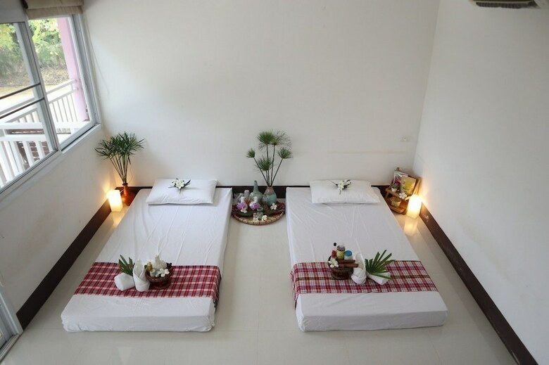 Hotel Chiangrai Lake Hill Resort