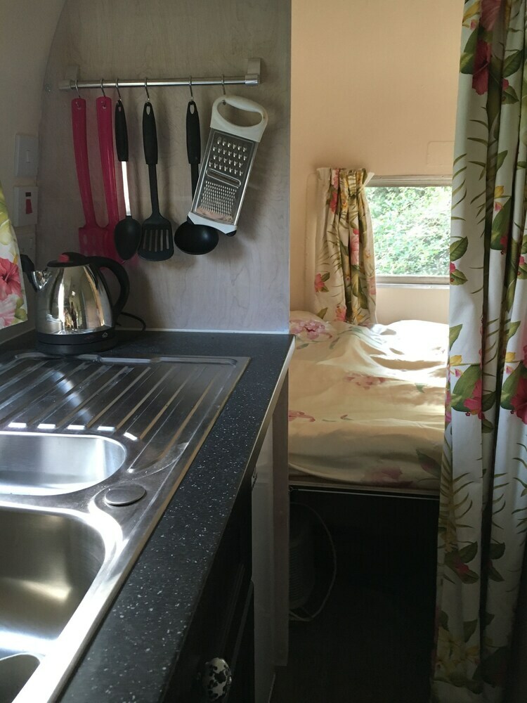 Cabana Cotswolds Camping At Holycombe