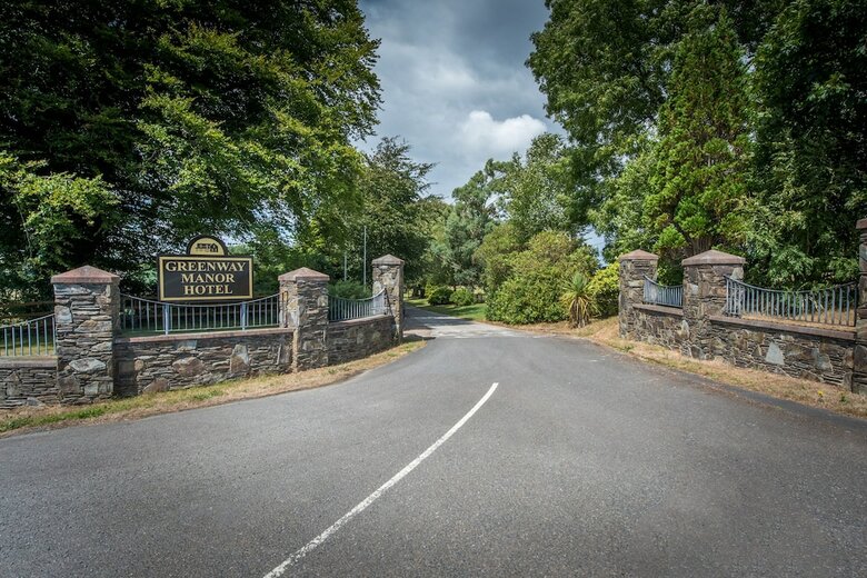 Greenway Manor Hotel