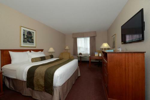 Hotel Quality Inn & Suites Hawkesbury