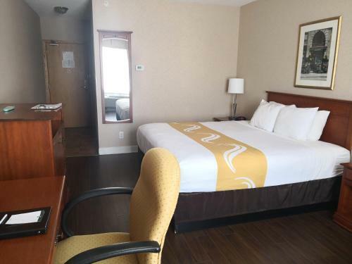 Hotel Quality Inn & Suites Hawkesbury