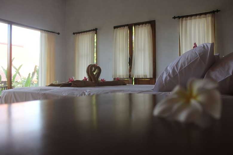 Bed & Breakfast Eliska Sari Bungalows