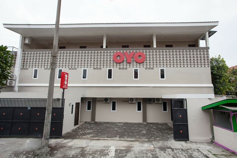 Hotel Oyo 134 Lg Residence