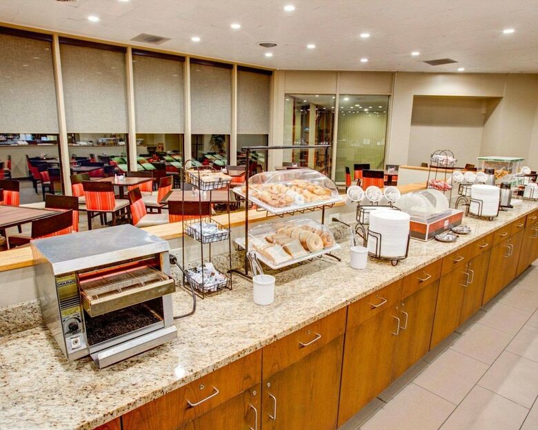 Hotel Comfort Inn Conference Center