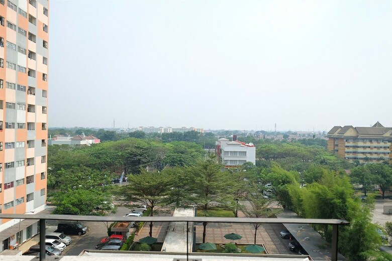 Homey Apartment @ Sentra Timur Residence