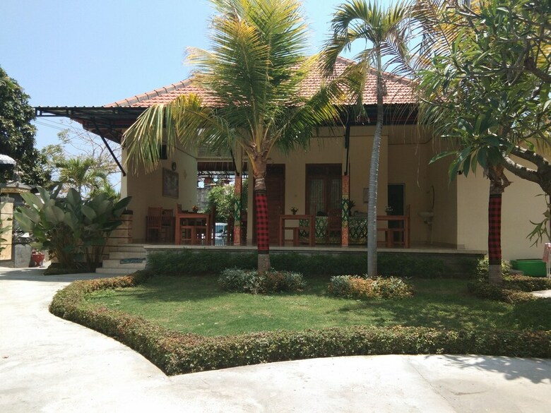 Bed & Breakfast Hotel Permata Sari