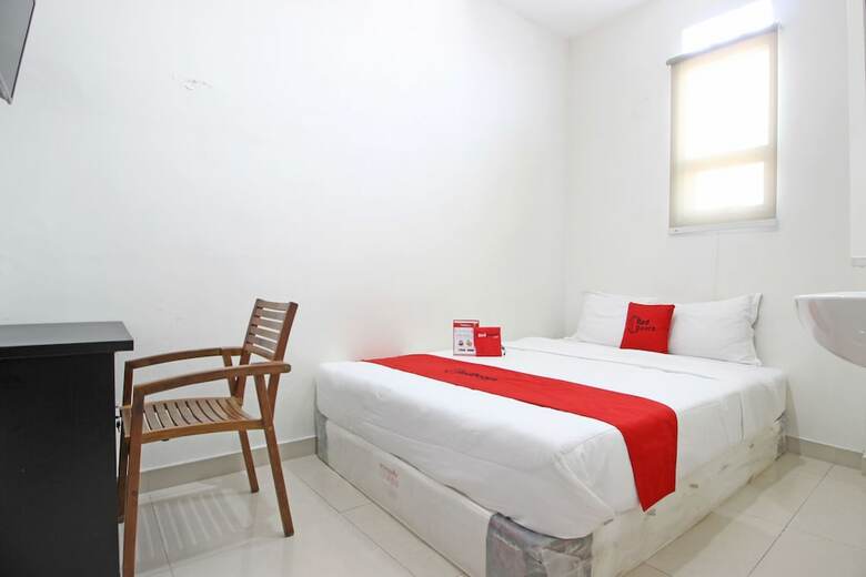Hotel Reddoorz Near Rs Moewardi