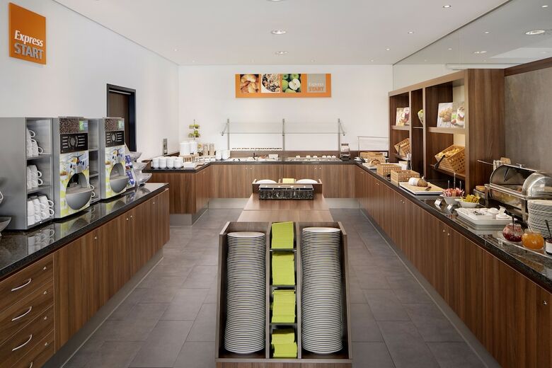 Hotel Holiday Inn Express Bremen Airport