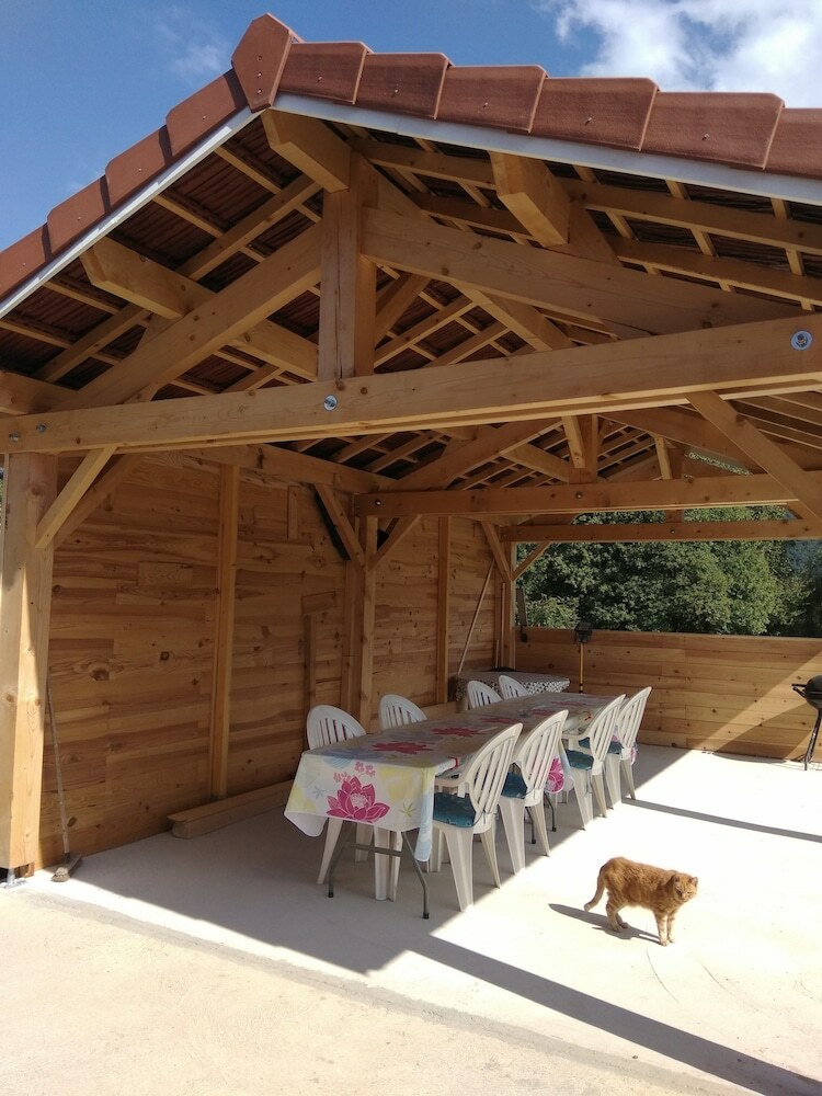 Hotel La Vall�e Des Noyers