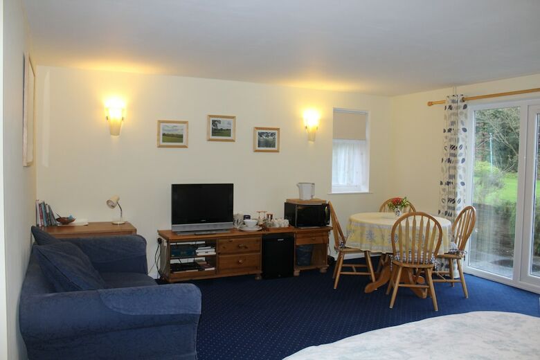Courtlands Nurseries Bed And Breakfast